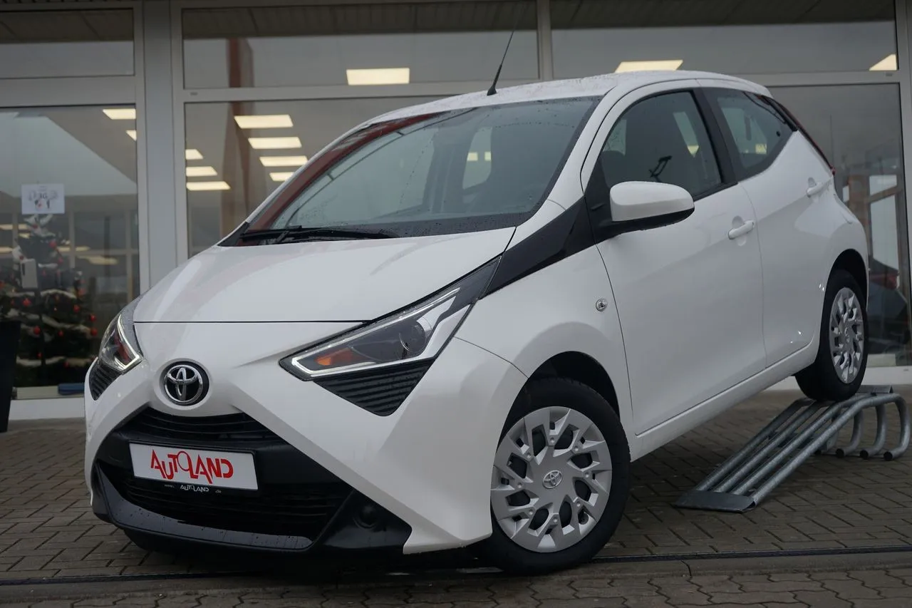 Toyota Aygo 1.0 Bluetooth...  Image 1