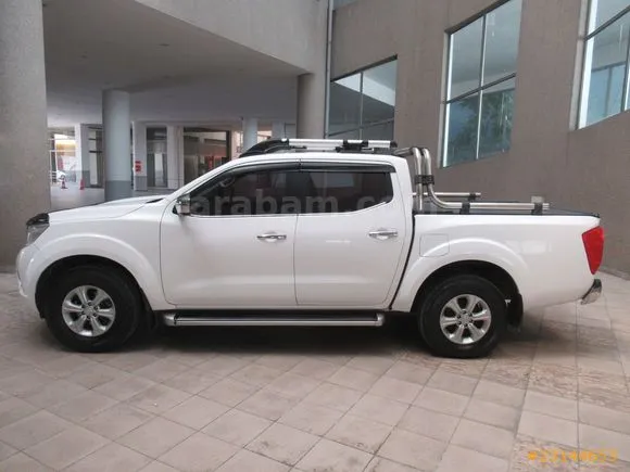 Nissan Navara 2.3 dCi 4x2 Image 1